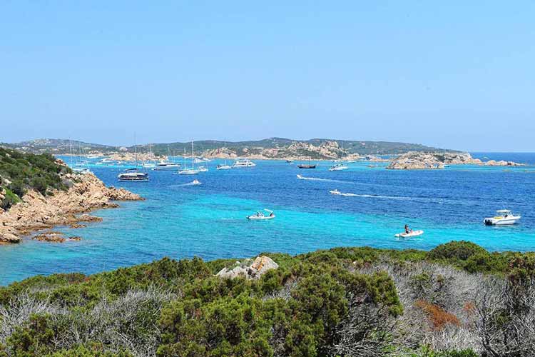 Le port de La Madone